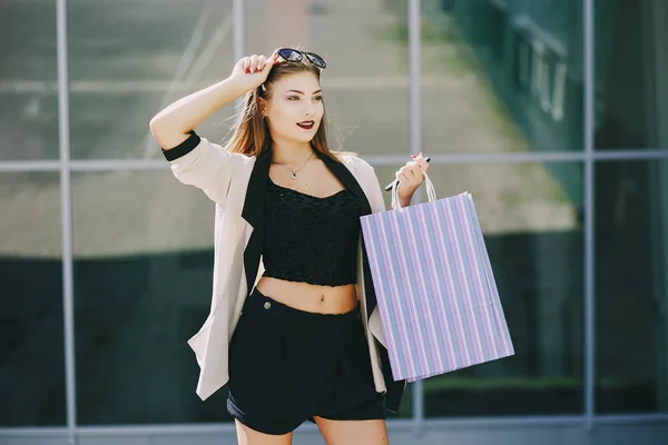 Bevásárló lány — Stock Fotó