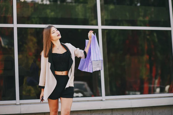 Chica de compras — Foto de Stock