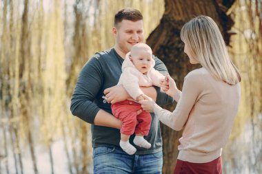 Aile bir yürüyüş