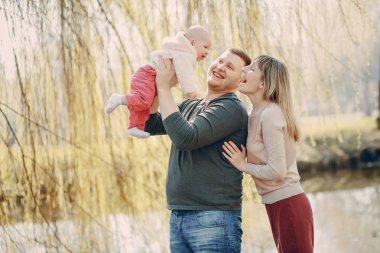 Aile bir yürüyüş