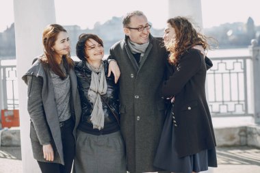 Aile bir yürüyüş