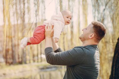 Aile bir yürüyüş