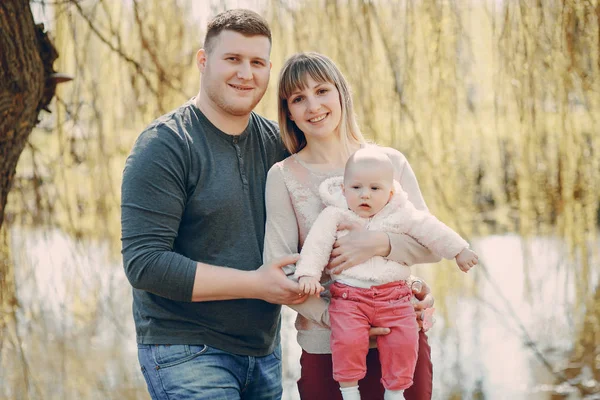 Aile bir yürüyüş