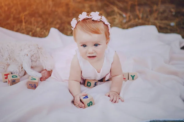 Menina bonita — Fotografia de Stock