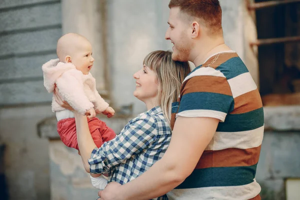 Aile bir yürüyüş