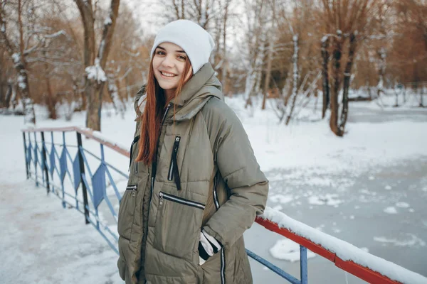 Girl on a walk — Stock Photo, Image