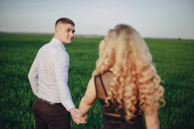 Birbirine aşık çift