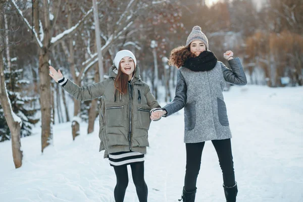 Le ragazze si divertono — Foto Stock