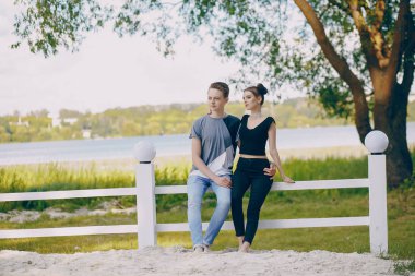 Birbirine aşık çift