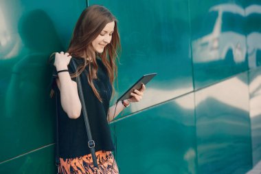 Kızlar duvarının yakınında