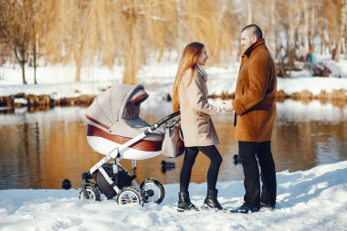 aile içinde bir kış parkı