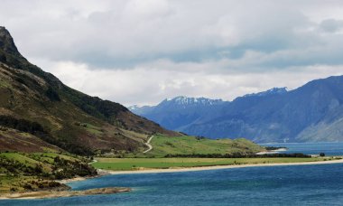 Doğal görünümü panoramik Mount kar cap ve Mavi Göl