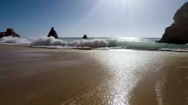 Seascape Ocean Scenic Portimao Algarve Portugalia Dużą Falą Upaść Piaszczysty — Wideo stockowe