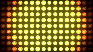  Vj projektörünün parlak ışıkları açılıp kapanıyor. Disko gece kulübü ışıkları matrisi.