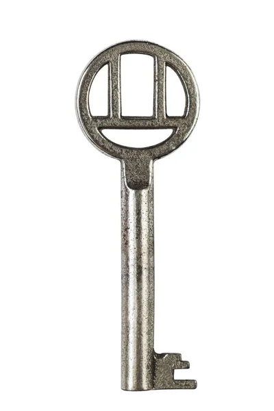Старый металлический ключ изолирован на белом фоне — стоковое фото