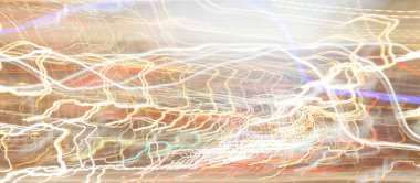 Renkli çizgiler ve bulanık şimşekler şeklinde arkaplan