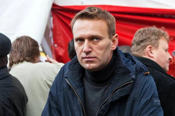 Alexey Navalny. Rusya 'da gösteri. Rus Marşı, 4 Kasım 2011 'de Moskova' nın Lublino ilçesinde ulusal birlik gününde, Moskova, Rusya
