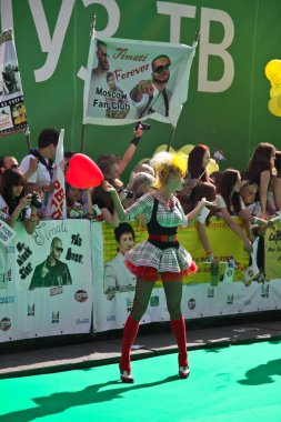 Hayranlar. Muz Tv Avards 'ın töreni. Olimpiyat Stadyumu 'nun popüler müzik alanında her yıl verilen ulusal televizyon ödülü. Moskova, 3 Haziran 2011, Rusya.