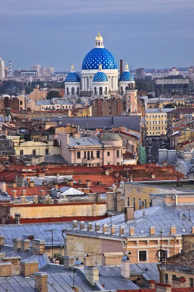 Catedral Trinity Contra Telhados São Petersburgo Rússia — Fotografia de Stock