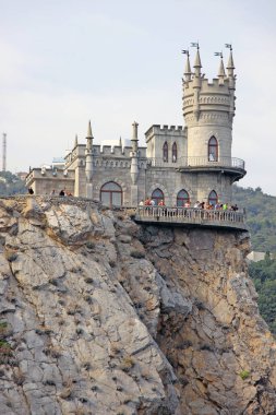 Ağustos 2009 'da Yalta' daki Swallow 'un yuva kalesine bakın. Kırım, Ukrayna