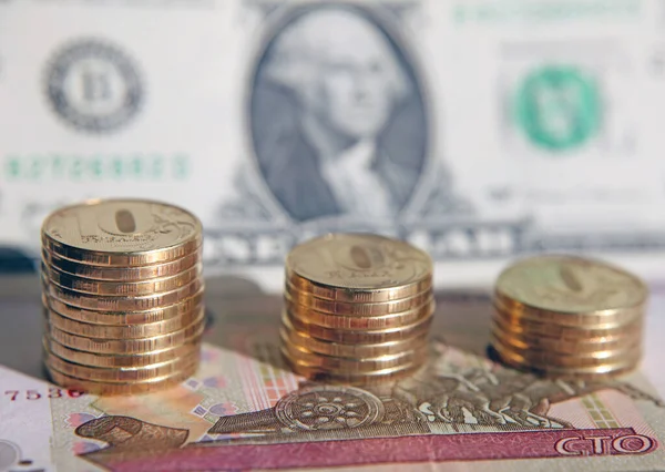 Dolar ve ruble arasındaki çatışma..