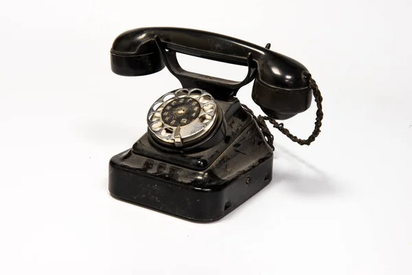 En telefon med en roterande dialer — Stockfoto