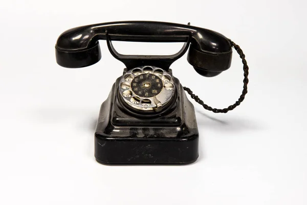 En telefon med en roterande dialer — Stockfoto