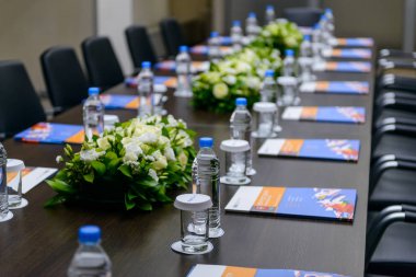 Ofis Merkezi toplantı salonu                          