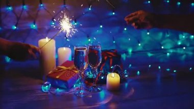 Arka plan Christmas dekor Noel Kutlamaları havai fişekleri yanan