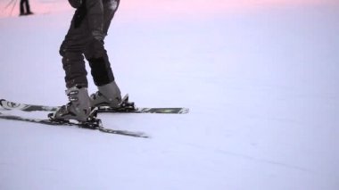 Kayakçı Kayak Kayak merkezinde özel bir takım.