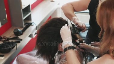 Salonların fırçalar ve boya Güzellik Salonu ile onların saç boyası