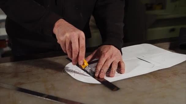 Шаблон різання паперу ремісника — стокове відео
