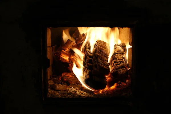 Een Brandende Vlam Zichtbaar Het Fornuis — Stockfoto