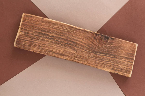 Kağıt kahverengi arkaplanda el yapımı boş bir başlık — Stok fotoğraf