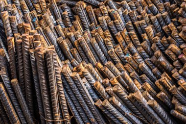  İnşaat metalik barlar