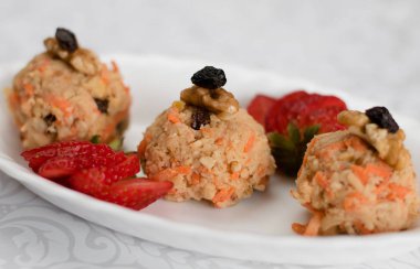 Meyve ve sebze tatlı havuç, elma, kereviz ile