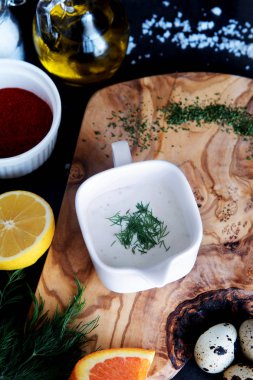 Soslar yapmak için malzemeler ürün yelpazesine