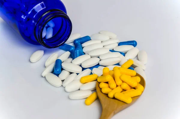 Фармацевтические Таблетки Капсульные Антибиотики — стоковое фото