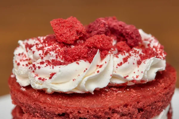 Macro de bolo de veludo vermelho com creme — Fotografia de Stock