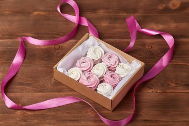 Pembe tatlı ev yapımı havadar zephyr veya marshmallow