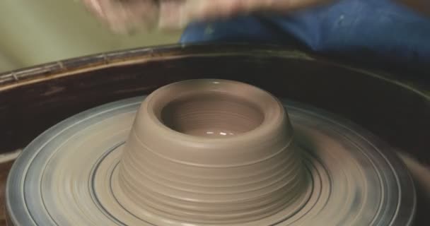 Woman Hands Pottery Wheel Potter Work Craftsman Artist Shapes Pot — ストック動画