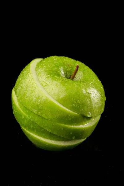 Yığılmış bir yeşil elma dilim