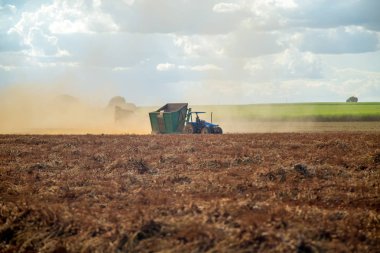 Fıstık traktör Ekim alanı 