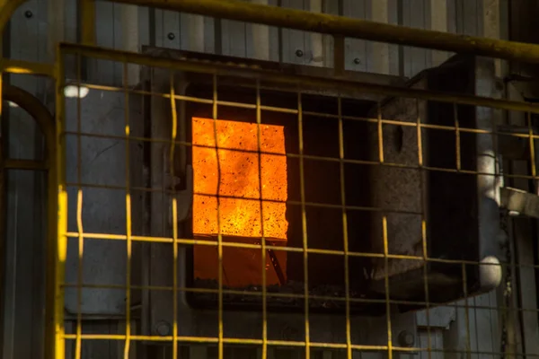 Industria della caldaia su potenza illuminata dettaglio — Foto Stock