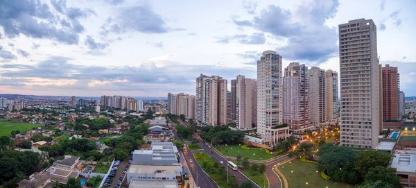 Fiusa ribeirão preto cidade — Fotografia de Stock