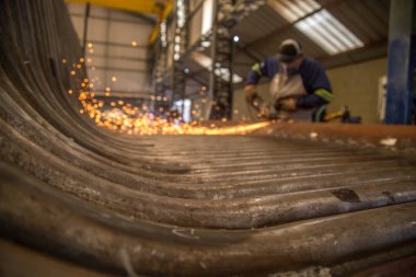 kıvılcım Sanayi üretim adam