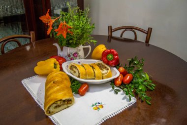 ev yapımı ekmek dolması