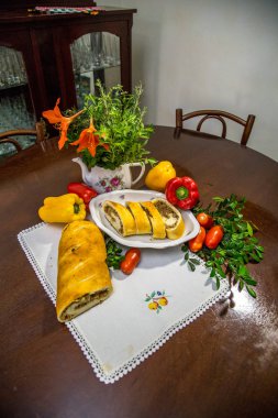 ev yapımı ekmek dolması