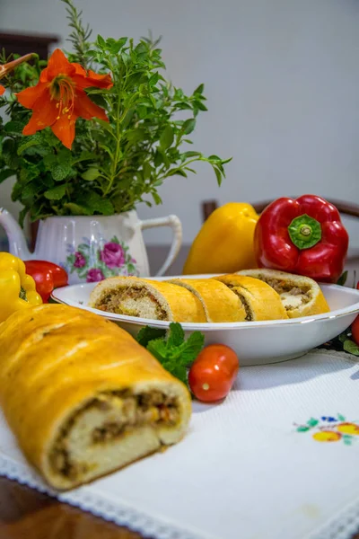 ev yapımı ekmek dolması