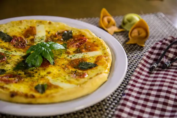 Pizza brasilianische Küche — Stockfoto